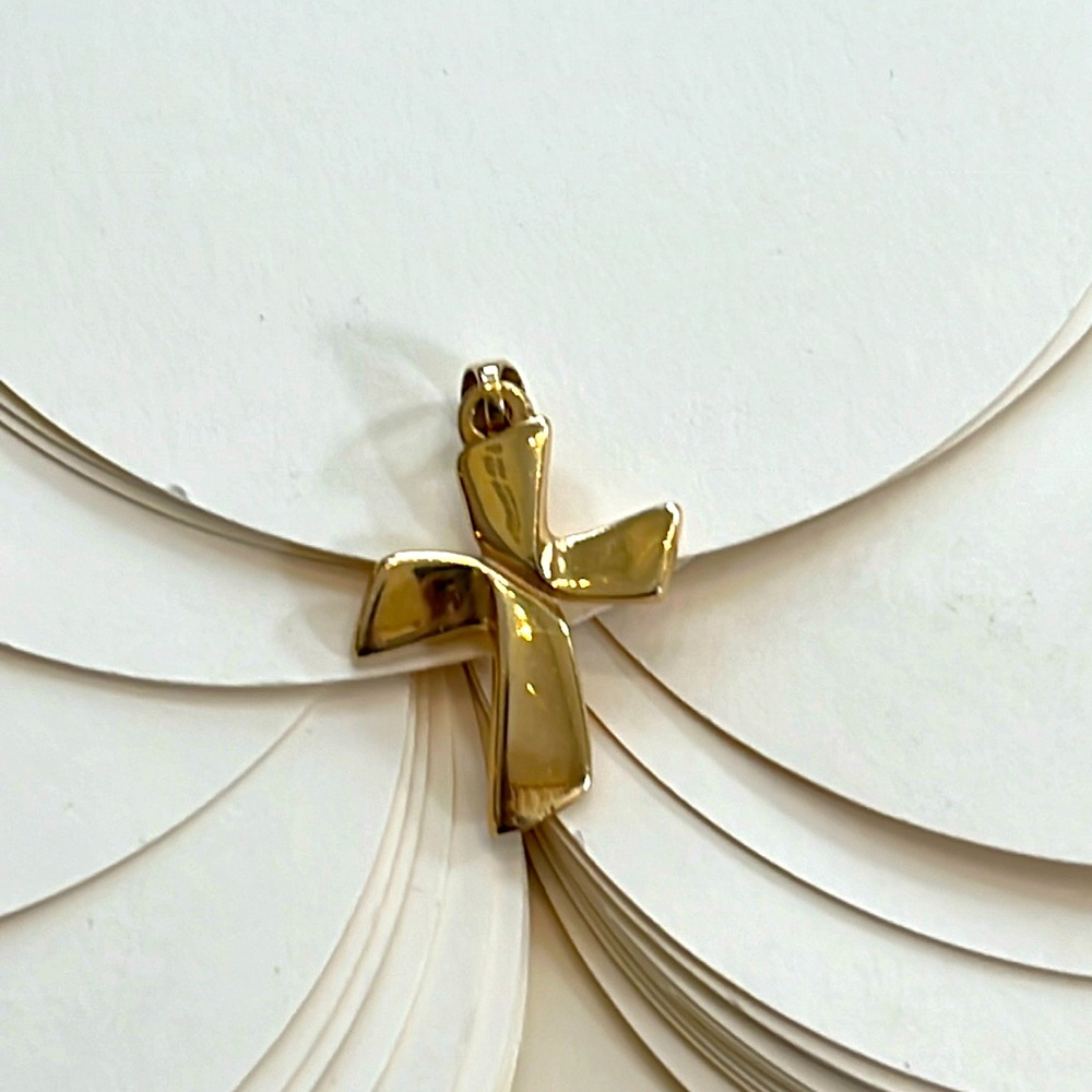 James Avery 14K gold cross